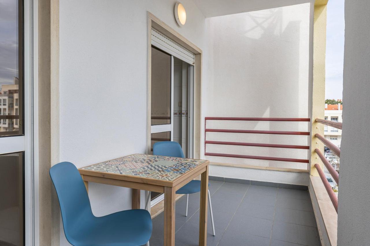 Sunny 2 Bdr Apartment By Lovelystay Шарнека Экстерьер фото
